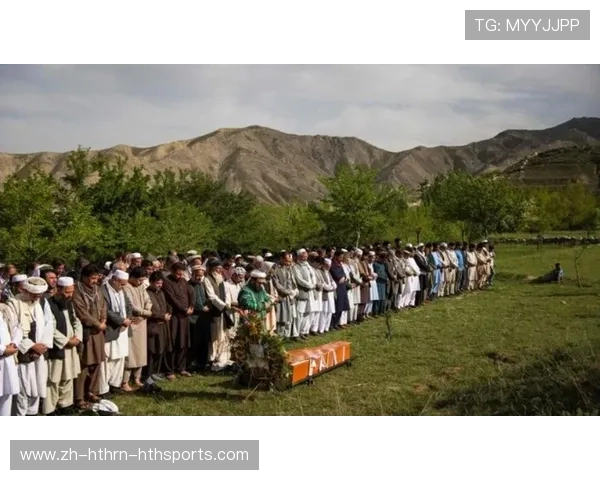 龙虎山下冬泳记鹰潭儿女战霜天 龙虎山下冬泳记鹰潭儿女战霜天